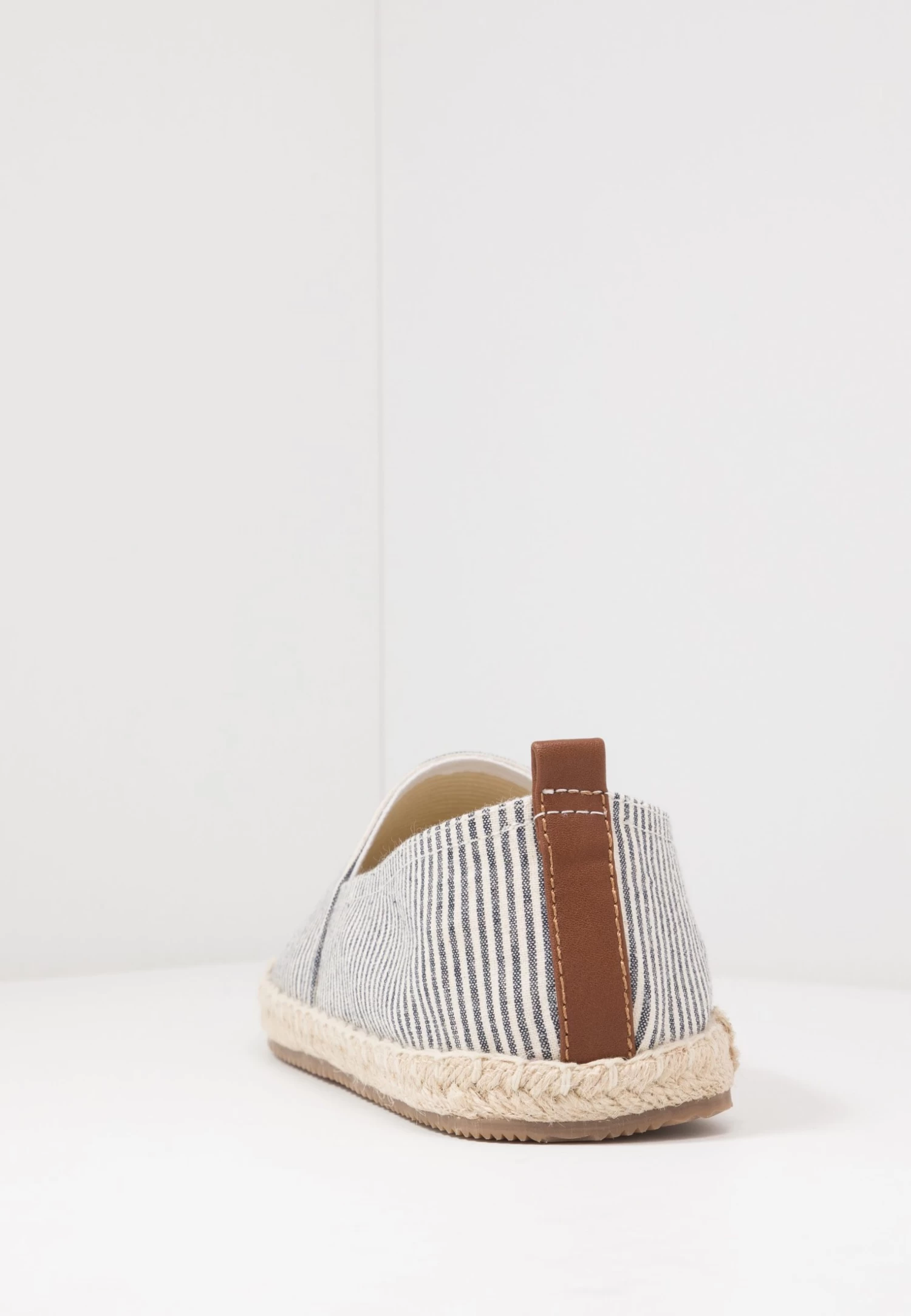 Pier One Rena Espadrille Unisex - Espadrillas - White/Blue - immagine 5