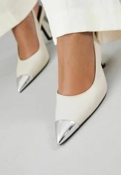 Next Forever Comfort Toe Slingback - Decolleté - Off White