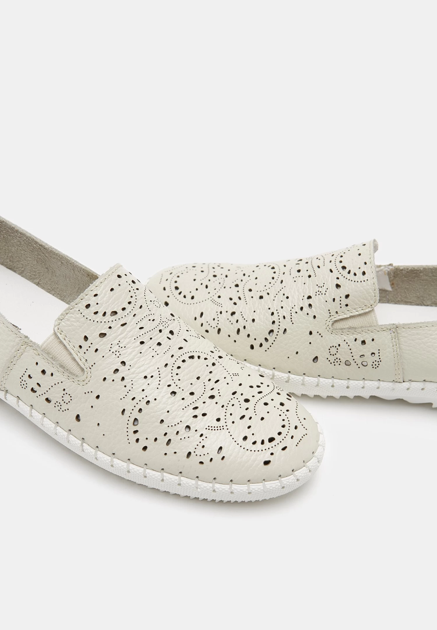 Bata In Traforata MocassiniWeiß Donna Scarpe Piatte BT911E00Z-A11 - immagine 5